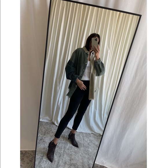 HEATHER CORDUROY SHACKET — Olive/Cream/Teal - Picture 9 of 10